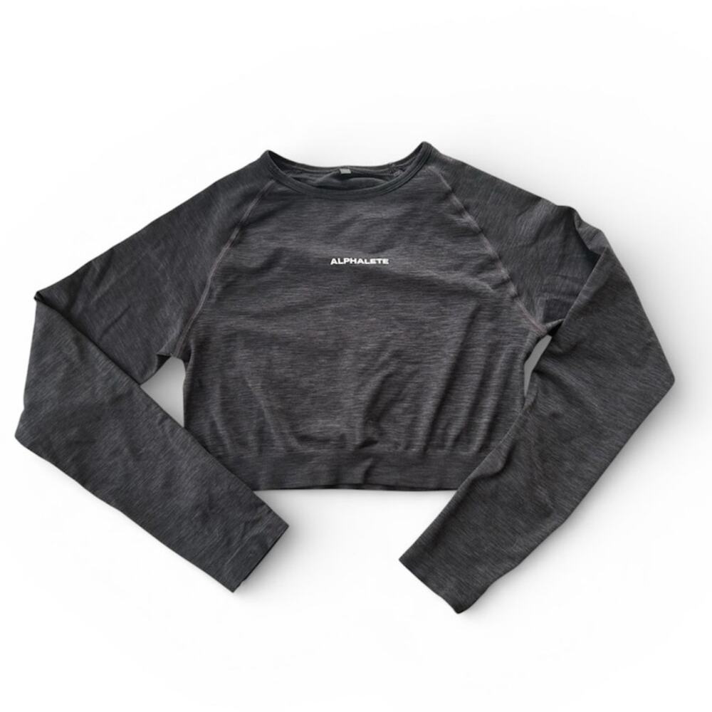 Alphalete Athletics Womens Cropped Long Sleeve Compression Top Size M Gray
